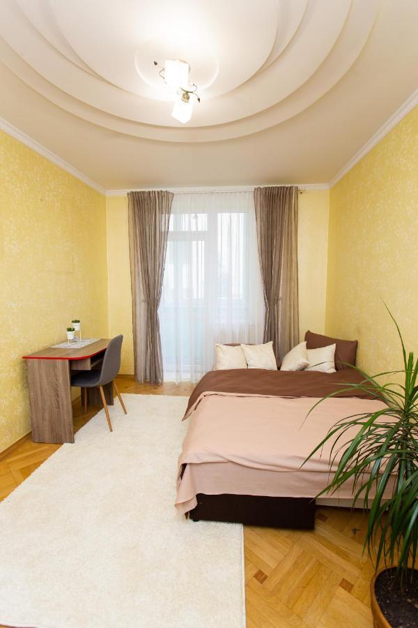 Центр. Вулиця Липова. 3 Кімнати Apartment Ternopil Luaran gambar